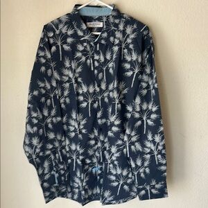 NWOT. Tommy Bahama Black‎ and White Lightweight Floral Jacket